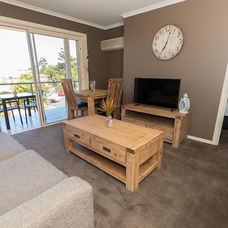 Beach Haven Executive Apartments Korora Eksteriør bilde