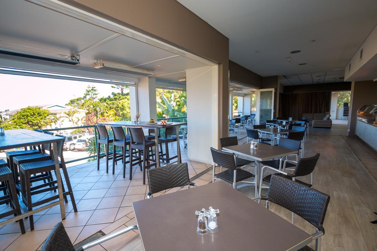 Beach Haven Executive Apartments Korora Eksteriør bilde