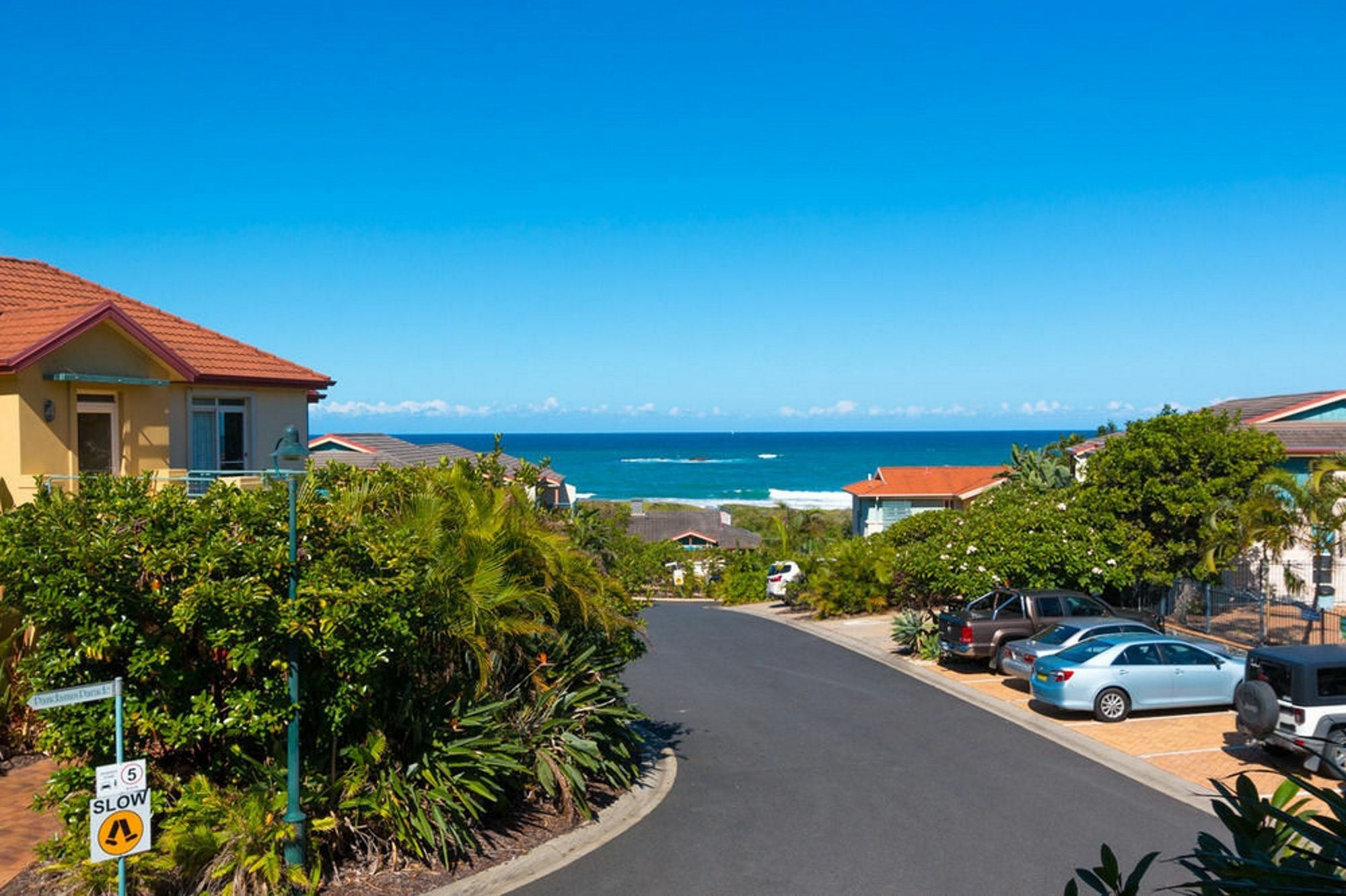 Beach Haven Executive Apartments Korora Eksteriør bilde