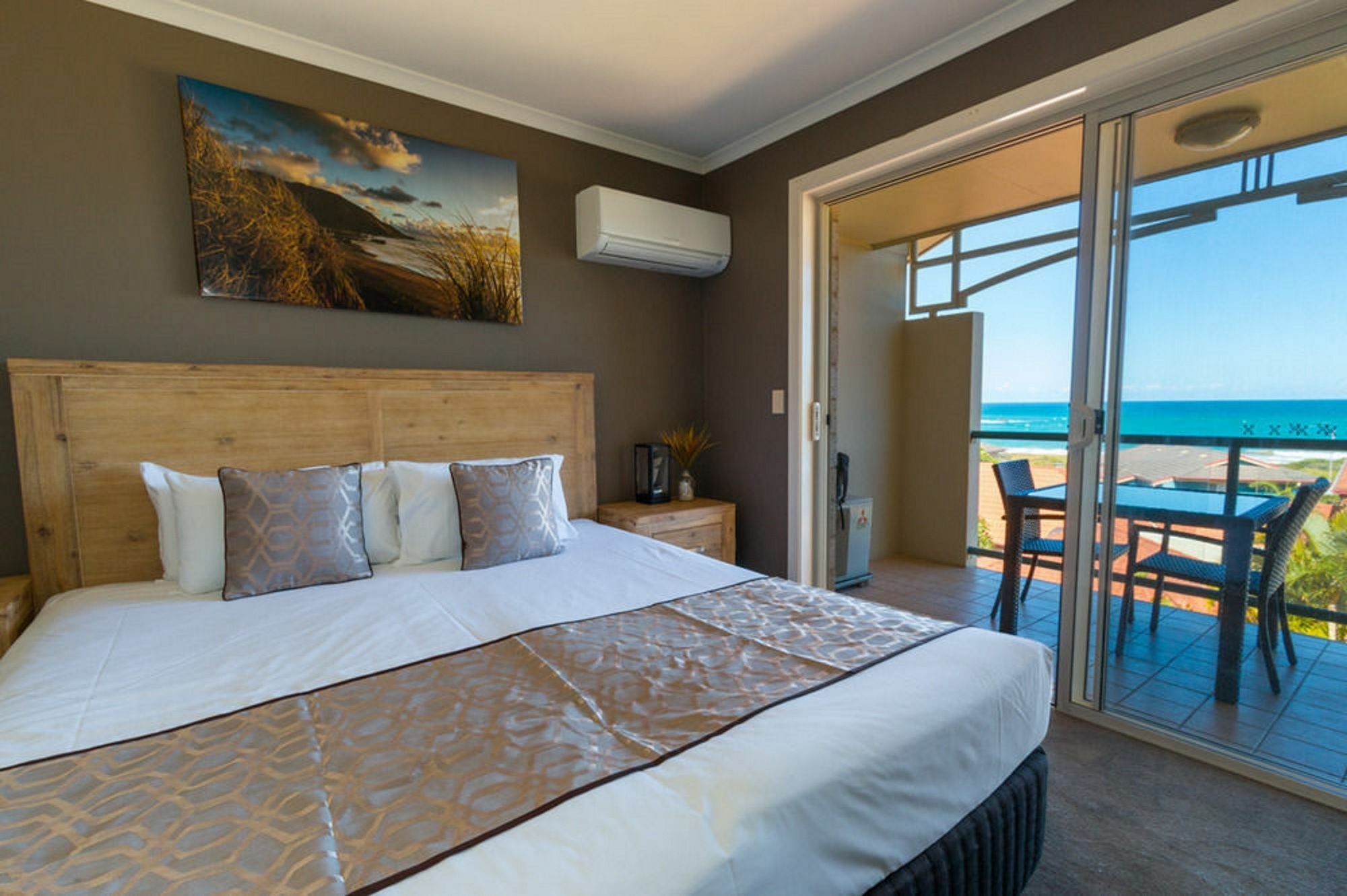 Beach Haven Executive Apartments Korora Eksteriør bilde